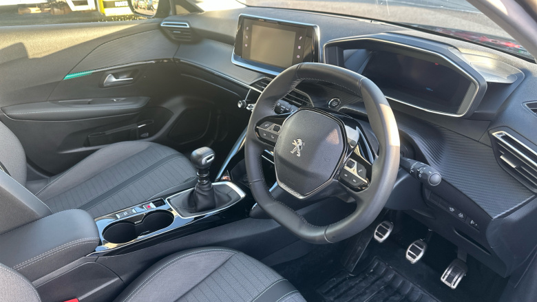 Peugeot 208 1.2 PureTech 100 Allure Premium + 5dr Petrol Hatchback